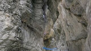 グレイシャーキャニオングリンデルワルト