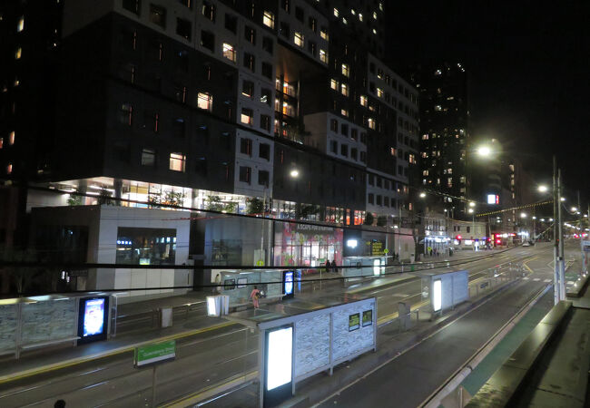 スワンストン ストリート