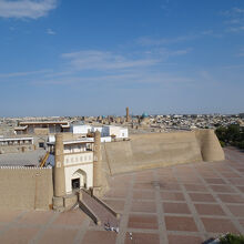 展望台は金網で覆われてるものの、上手くやれば城が綺麗に撮れる