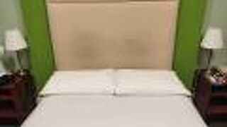 ドルフィン ホテル