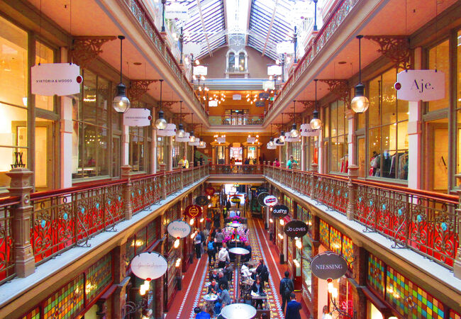 ストランド アーケード