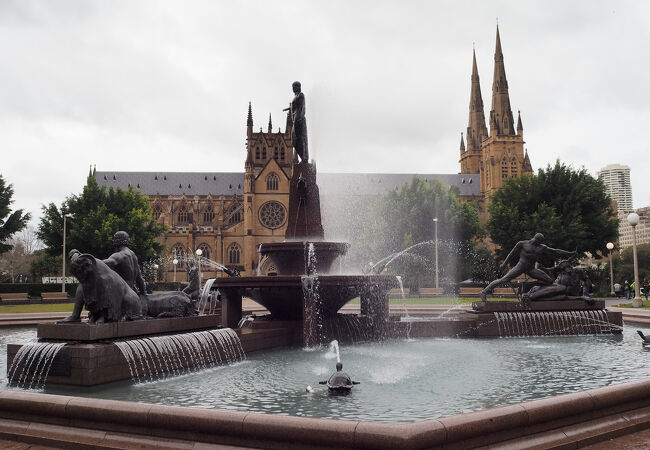 アーチボルド噴水