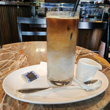 シュプリュングリ