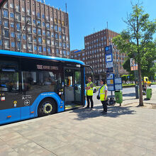 係員がきちんと誘導してくれるので安心。