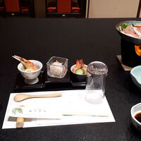 夕食（実際にはもっとメニューあります）