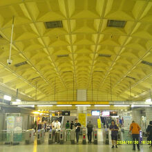 天井の雰囲気が台北的だなと感じました…。