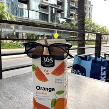 ホールフーズのプライベートブランドのオレンジジュース