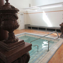 こちらが40℃の浴槽です