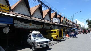 チェンマイ門市場