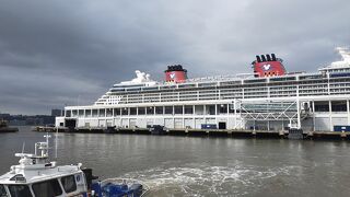 マンハッタンとニュージャジーの間