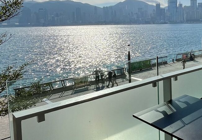 スターバックスコーヒー (アベニューオブスターズ店)