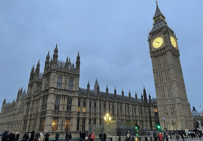 ベタだけどロンドン行く度に見に行ってしまう場所