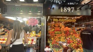 その場で食べられる！バルセロナの市場◎
