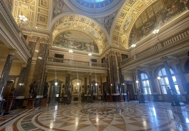 国立博物館 新館