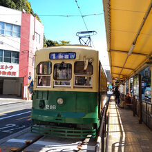 長崎市内を走る路面電車