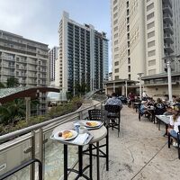 朝ごはんの会場も広くて癒されます。