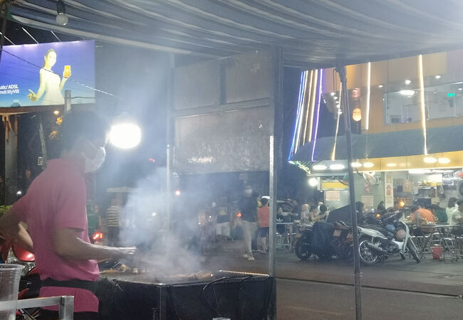 ドークアンダウ通り