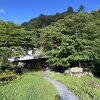 昔ながらの山小屋の雰囲気と、洗練された雰囲気が同居した宿です。
