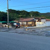 交通至便で静かな宿、それが名蔵ヴィレッジ。為念