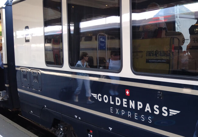 ゴールデン パス