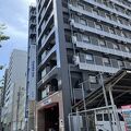 部屋が若干狭めかな