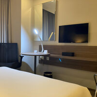 そのデザインは、浮ついたところのない…