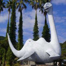 イッシー像