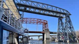 プエルト・マデーロとを結ぶクルーズの新路線が就航。一日４往復 所要40分ほどです