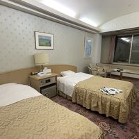 クリスタル館の洋室