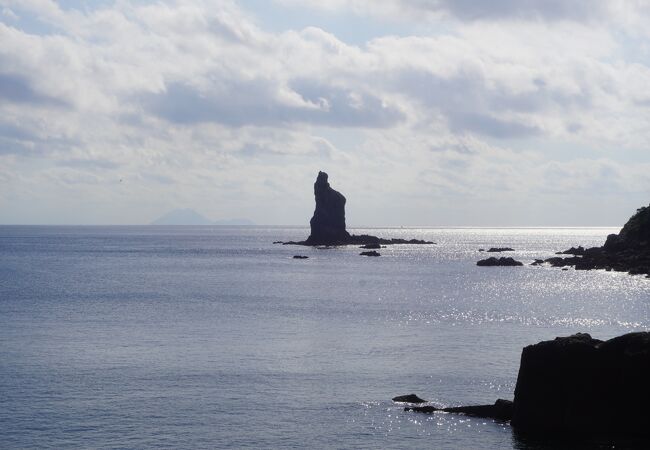 立神岩