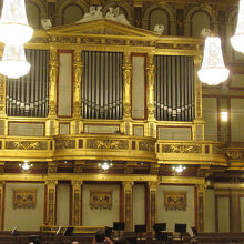 パイプオルガン