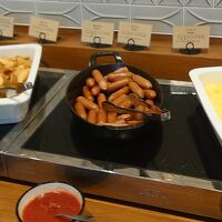 ウインナーとスクランブルエッグ でタンパク質をガッツリ！