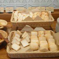 サイズは小さいけどパンもあります！