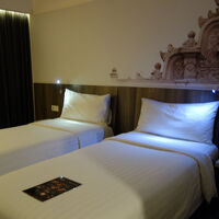 インドネシアっぽい絵？が書かれた部屋