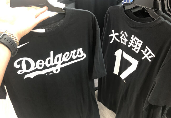 ドジャース クラブハウス アラモアナ店