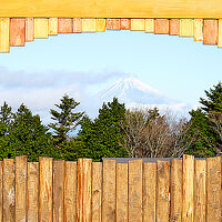 ホテル前の富士山展望台