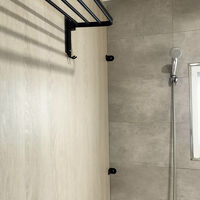 トイレとバスは部屋の外に。