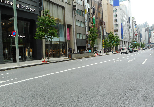丸の内仲通り