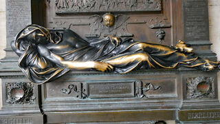 14世紀にブリュッセルを守った英雄の像