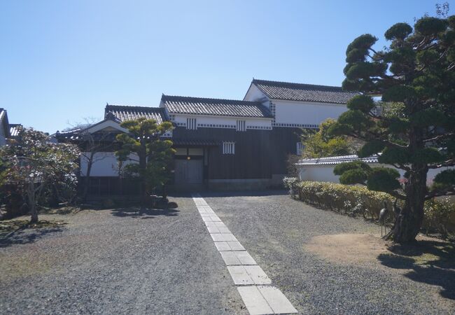 遊び心の美術館 古意庵