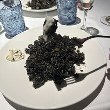 レモンじゃなく、アリオリオソースを付けて旨々^ ^