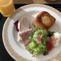 朝食ビュッフェ