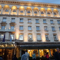 趣のあるホテル外観