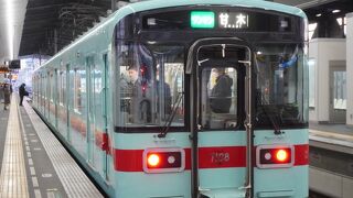 久留米市の宮の陣駅から甘木駅までを結ぶ17.9kmのローカル線