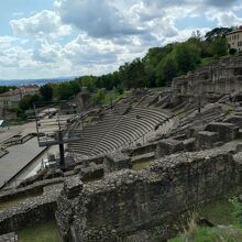 石造り、時代に迷い込む
