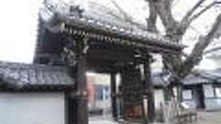 文明9年（1477年）創建の浄土真宗本願寺派の寺