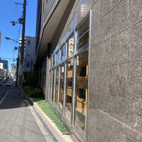 ホテルの外観は小洒落います。