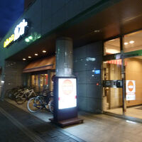 １階にガスト　フロントは２階