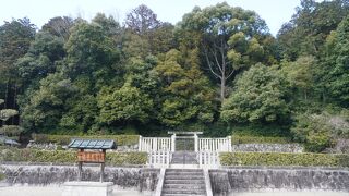 元明天皇陵・元正天皇陵