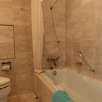 広めのユニットバス